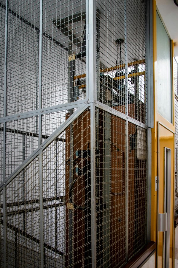 Installer un ascenseur : les défis techniques à anticiper